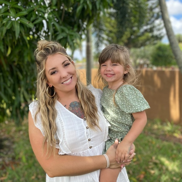 MEET THE POSHER! - Picture 3 of 4